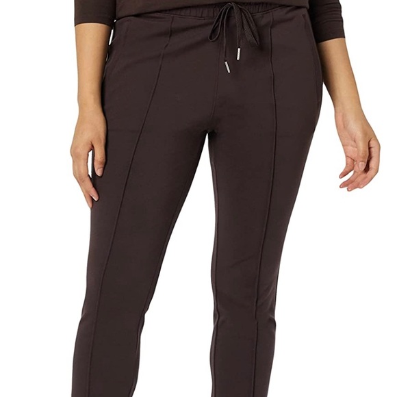 Plus-size(XXL) pull on tapered dark purple elastic waist pants - Picture 4 of 4